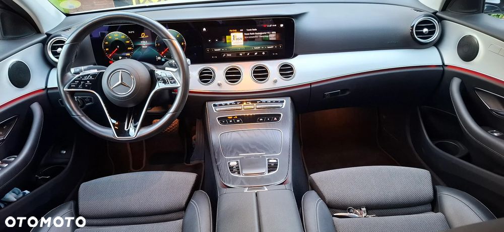 Mercedes-Benz Klasa E 200 d 9G-TRONIC - 39