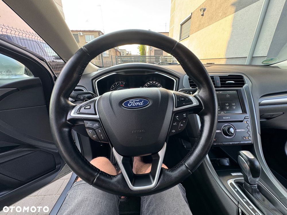 Ford Mondeo 2.0 TDCi Titanium PowerShift - 16