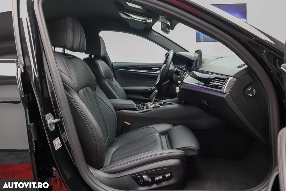 BMW Seria 5 520d AT MHEV - 11