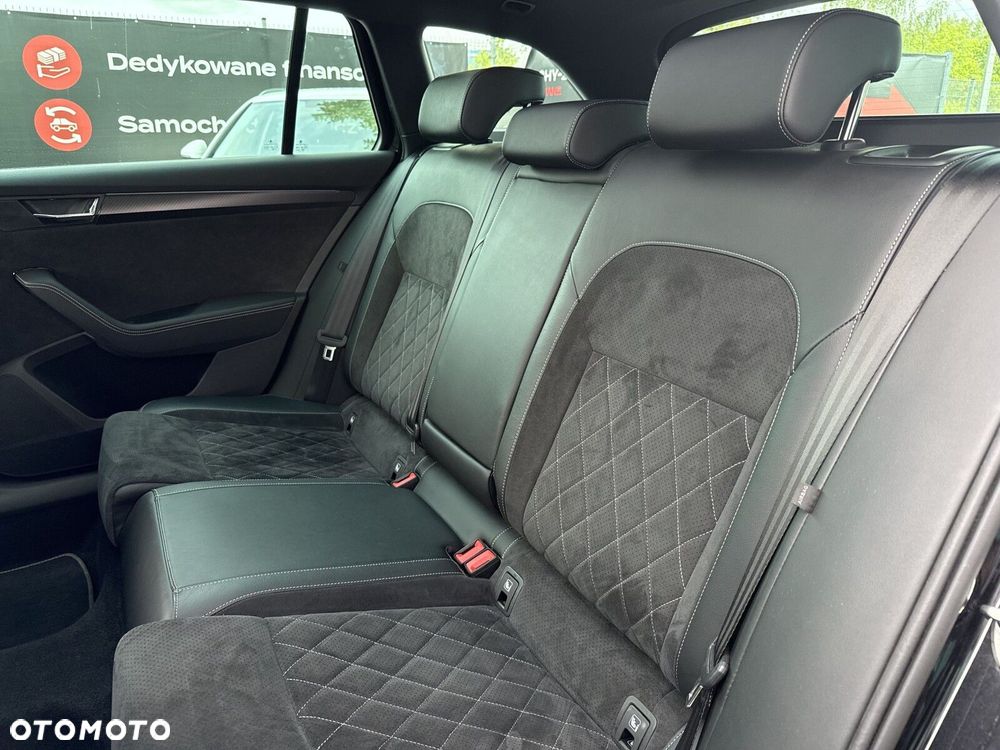 Skoda Superb 2.0 TDI SCR Sportline DSG - 20