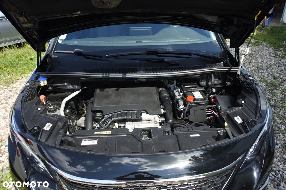 Peugeot 5008 PureTech 130 EAT8 Stop & Start Allure Pack - 39