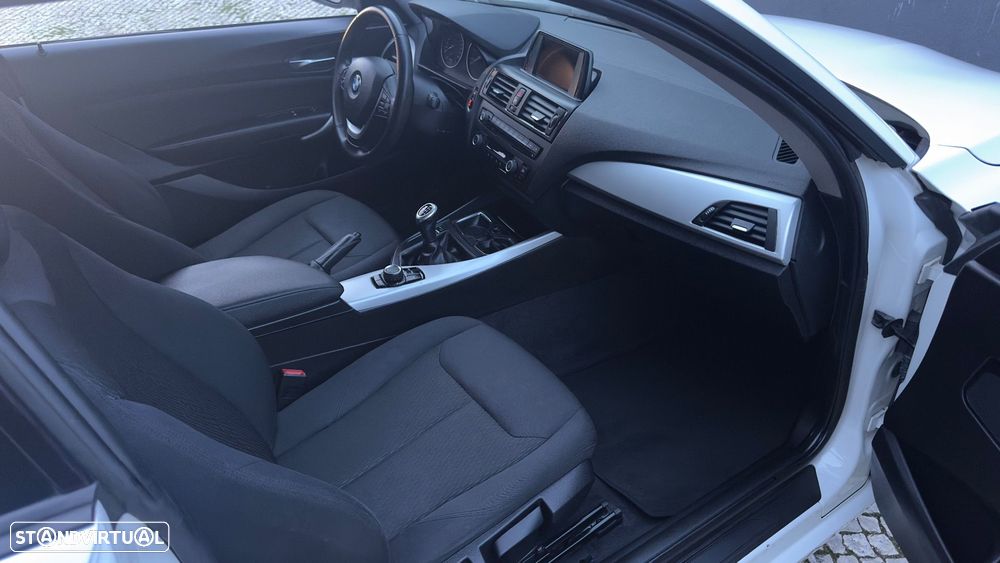 BMW 116 d EfficientDynamics Edition Sport Line - 22