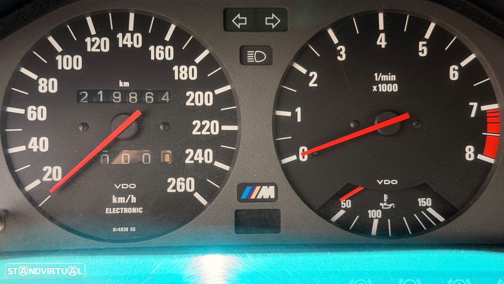 BMW M3 Standard - 60