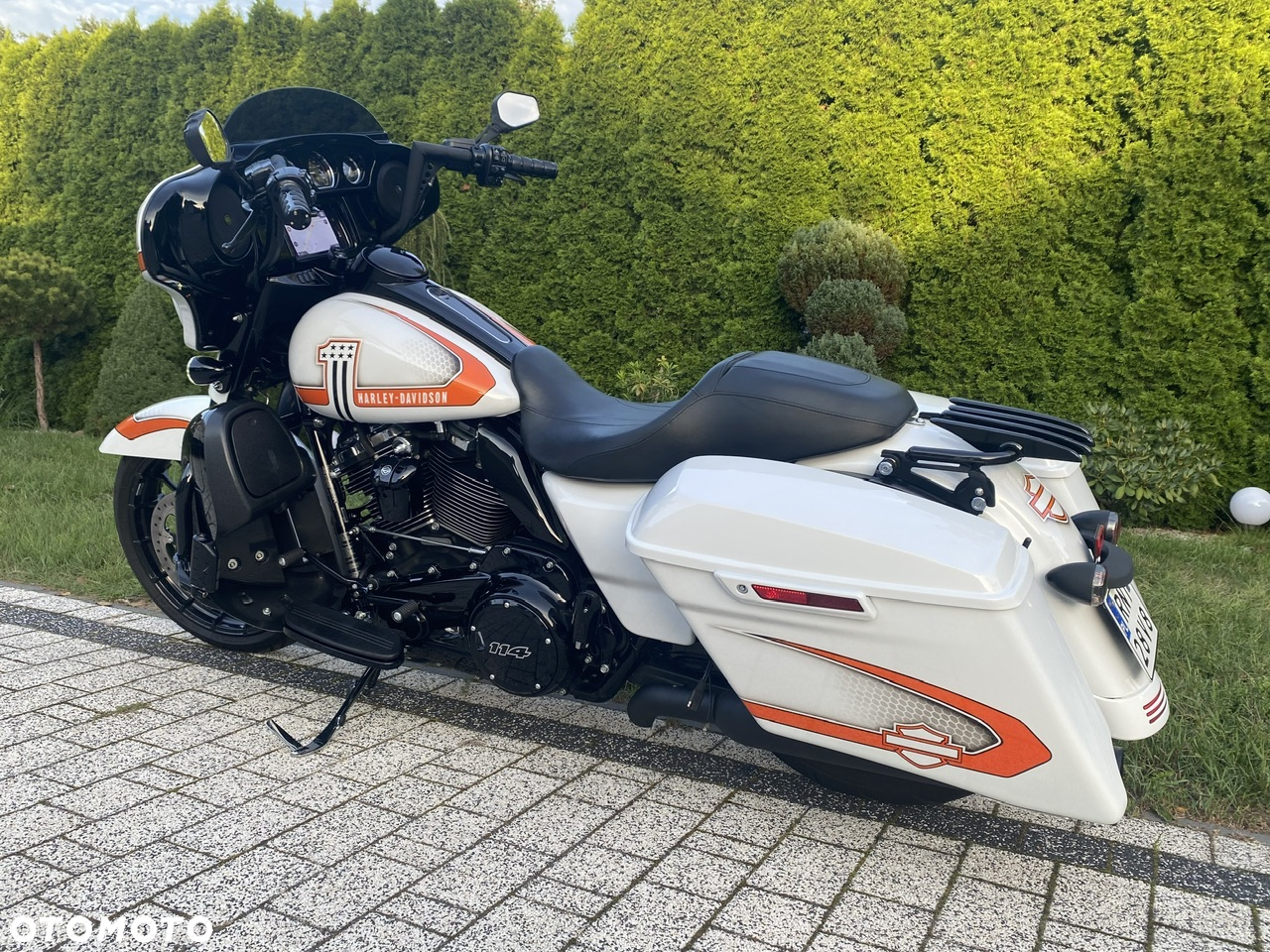Harley-Davidson Touring Street Glide - 4