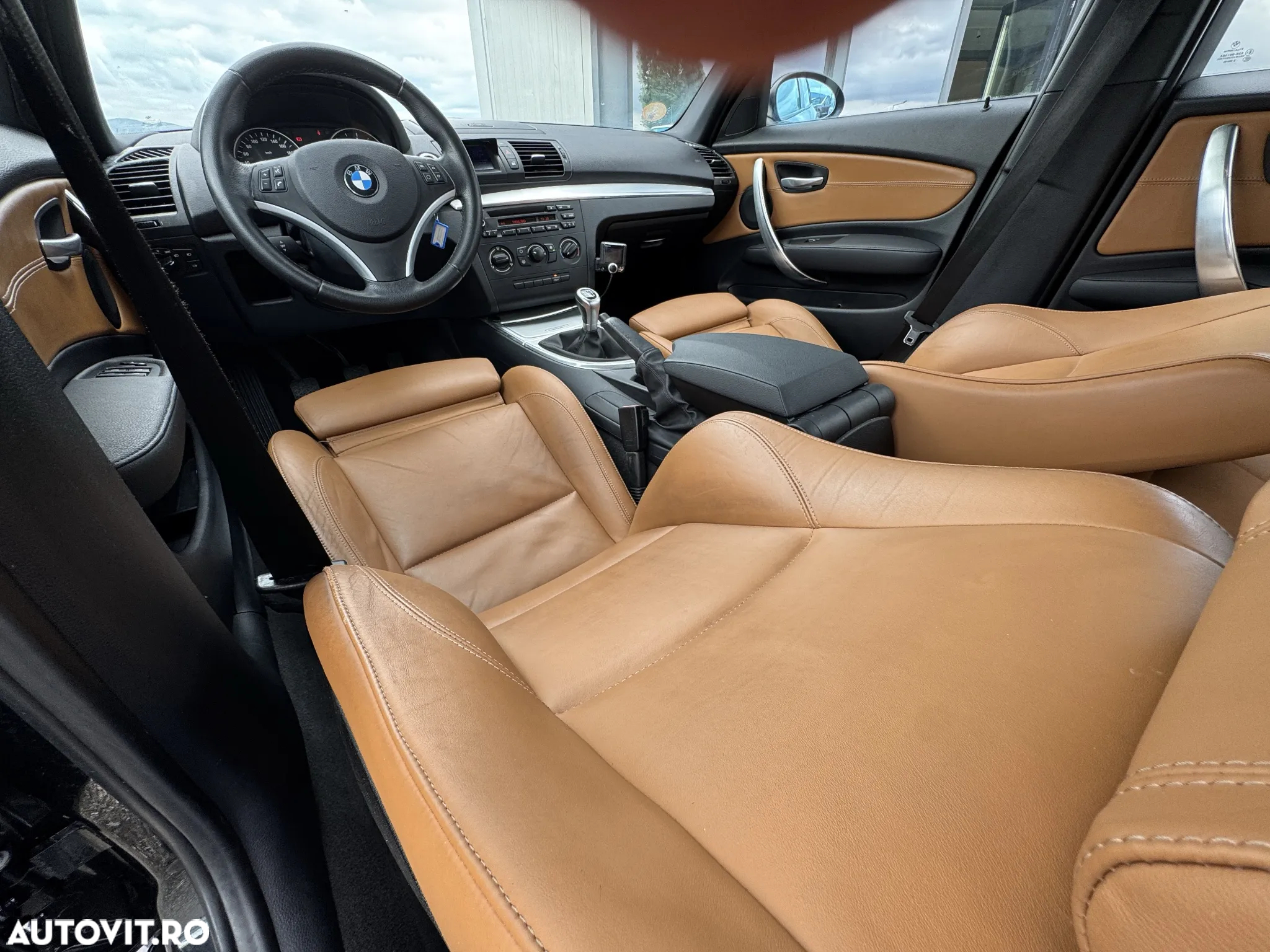 BMW Seria 1 118d - 23