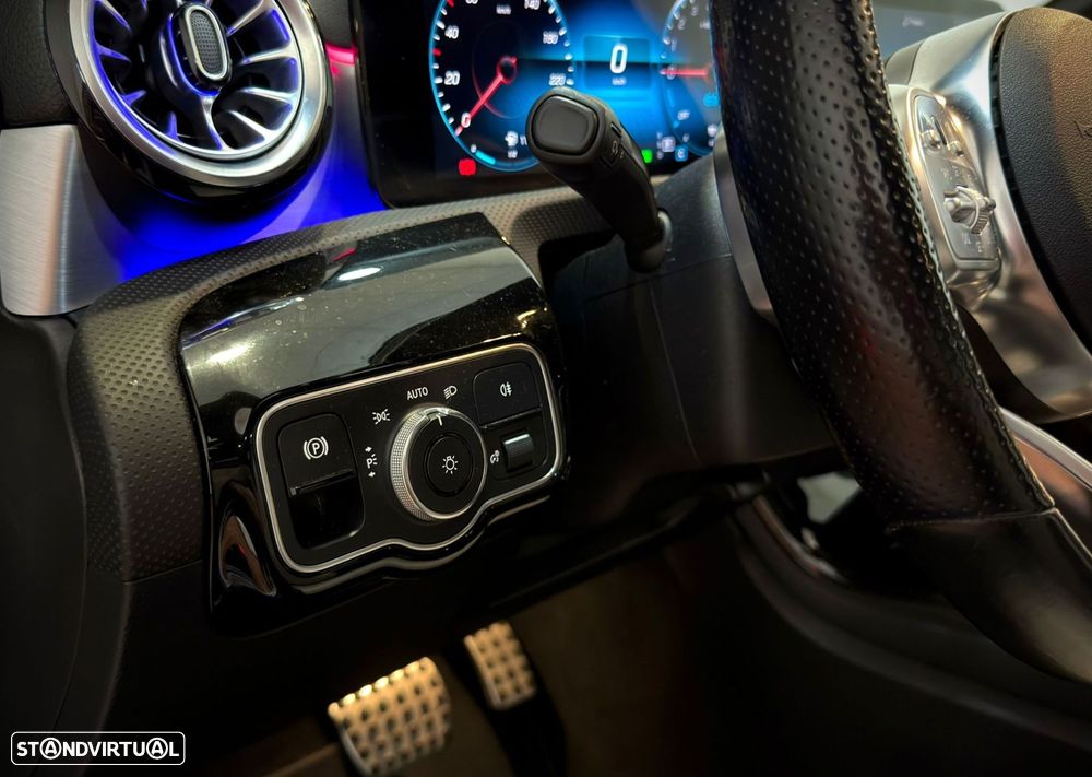 Mercedes-Benz CLA 250 - 12