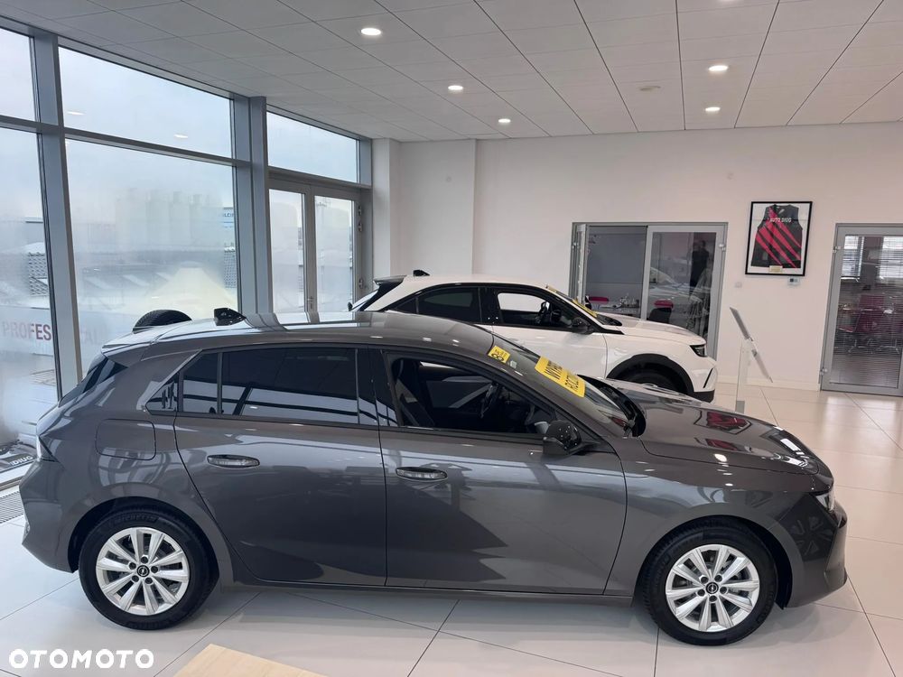 Opel Astra 1.2 T Edition S&S - 6