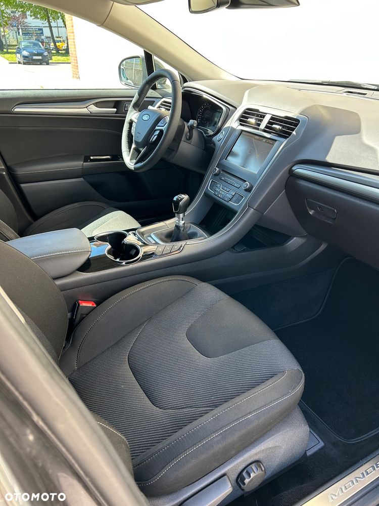 Ford Mondeo 2.0 TDCi STart-Stopp Titanium - 17