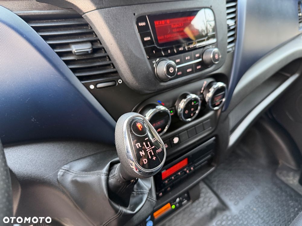 Iveco Daily 70c18 3.0 Diesel 180KM Automat HI-MATIC Klima Tempomat  Grzany Fotel Plandeka Winda - 13