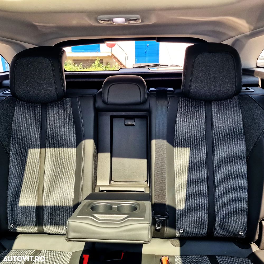 Peugeot 3008 1.6 BlueHDI S&S Allure - 17