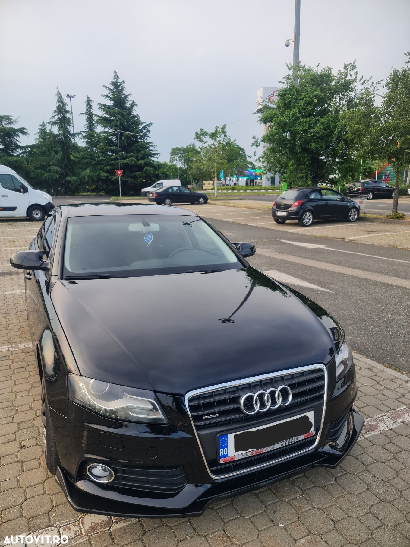 Audi A4 - 1