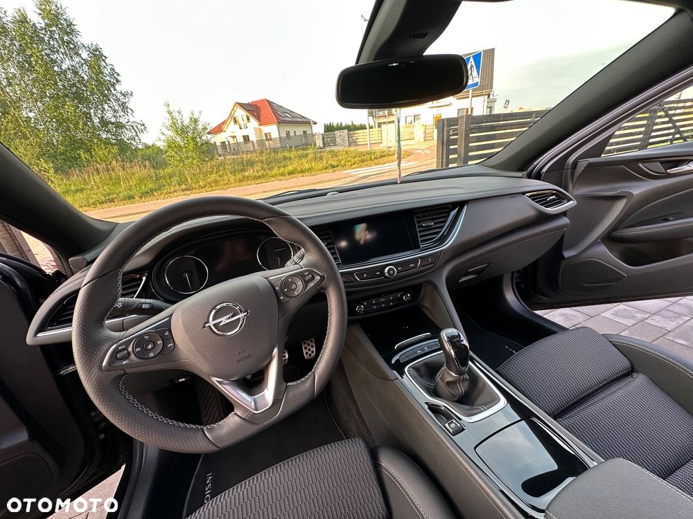 Opel Insignia 1.5 T Elite S&S - 15