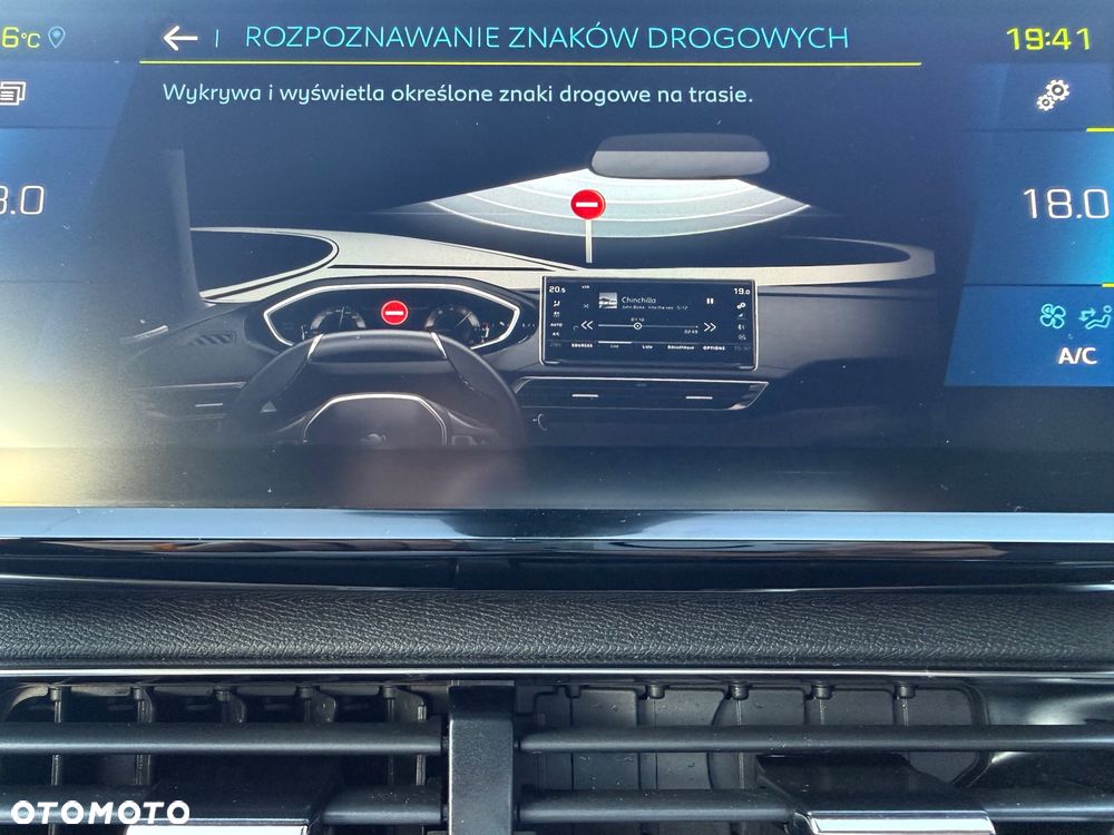 Peugeot 3008 225 e-EAT8 Allure - 23