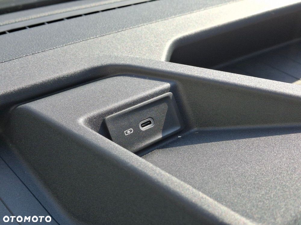 Volkswagen Crafter - 26