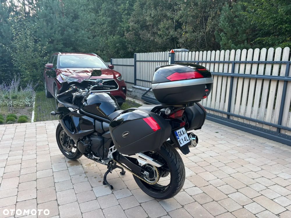 Suzuki GSX - 4