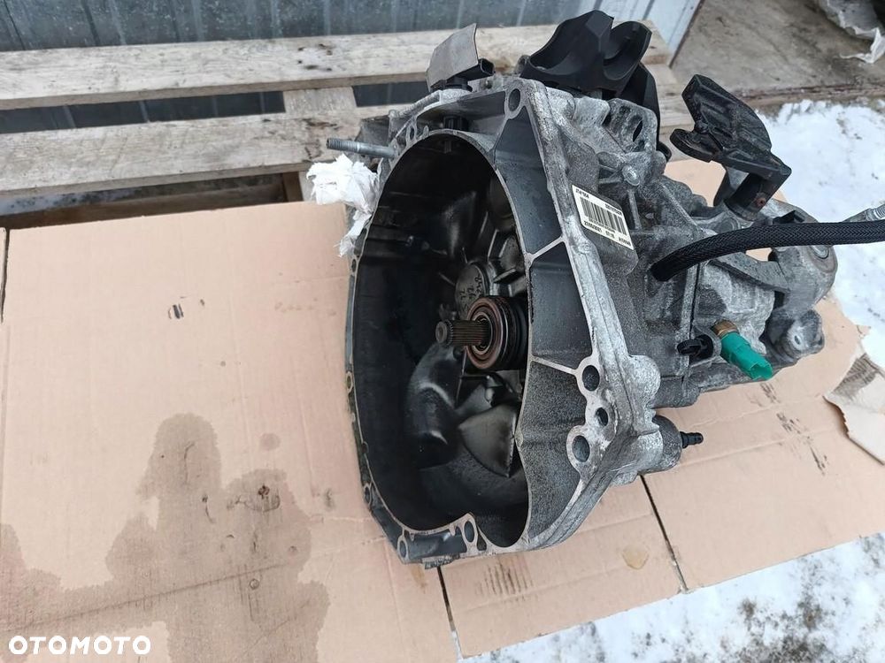 dacia sandero stepway iii 21r- 1.0 tce skrzynia biegów jt4004 223657652r - 4