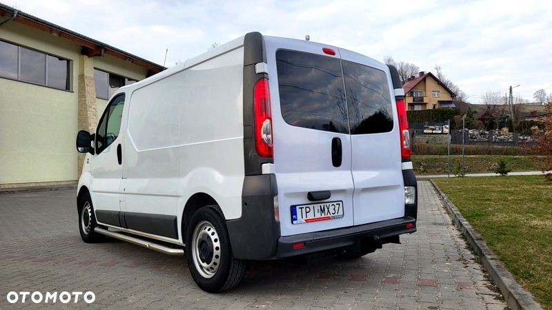 Renault Trafic - 11