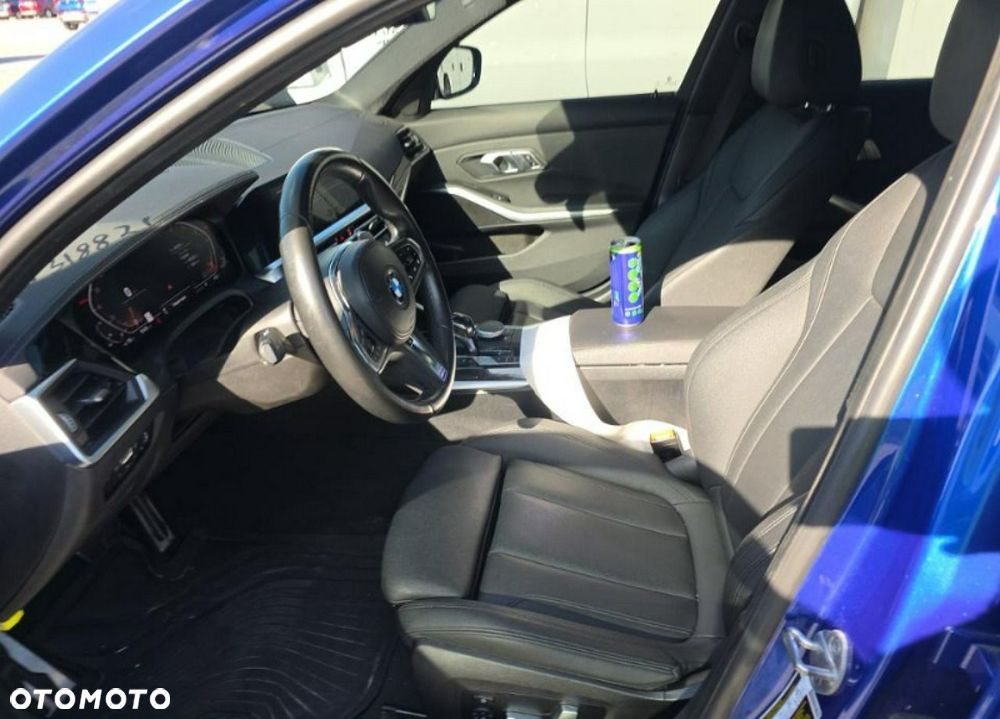 BMW Seria 3 330i xDrive M Sport - 7