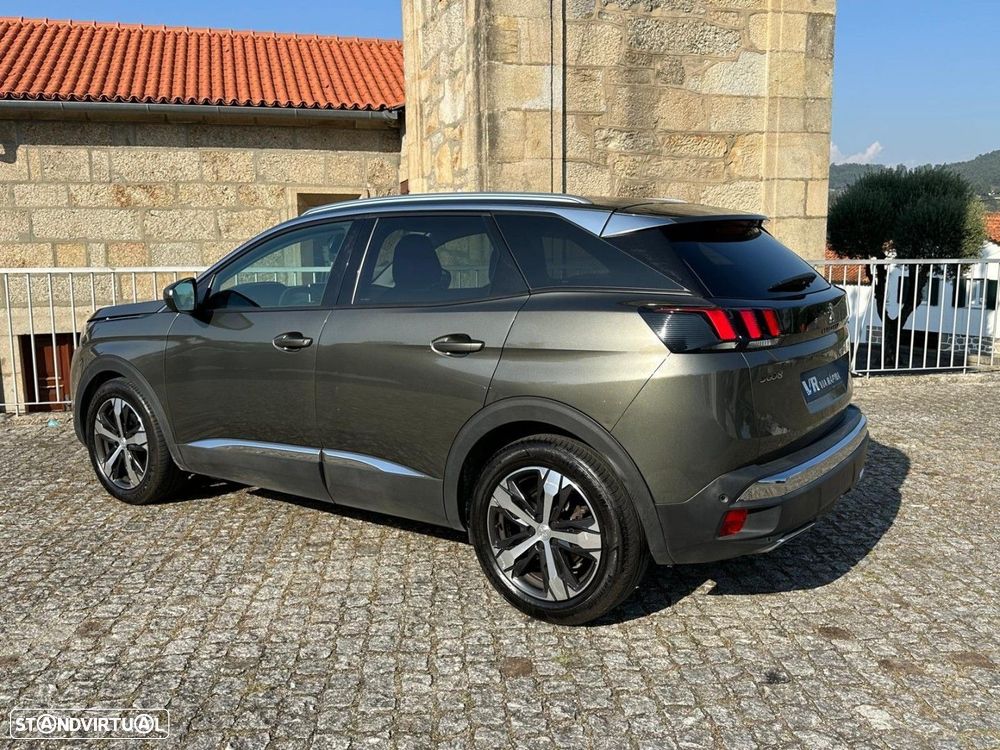 Peugeot 3008 BlueHDi 130 Stop & Start EAT8 Crossway - 25