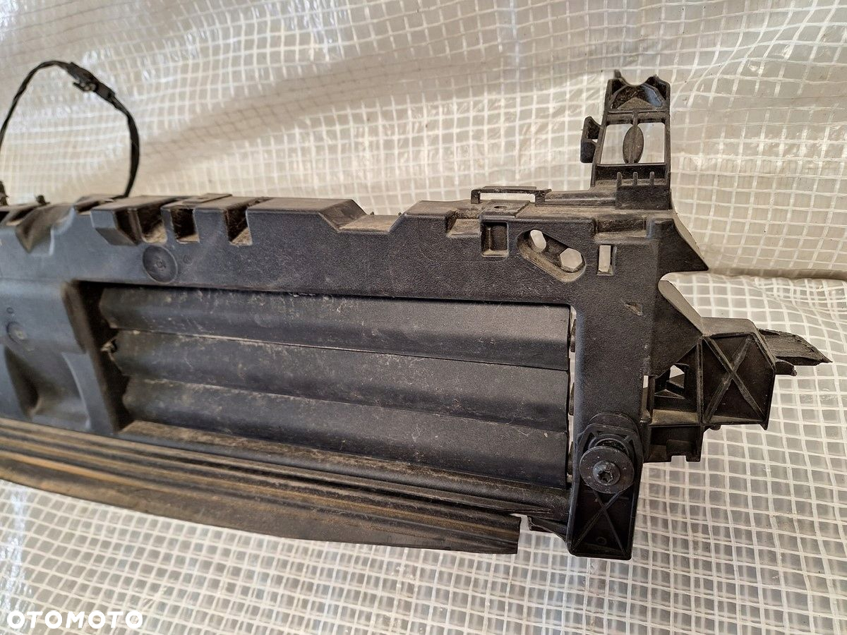 audi a4 b9 a5 8w 8w0 kierownica powietrza zaluzja 8w0807297 orginal demont - 3