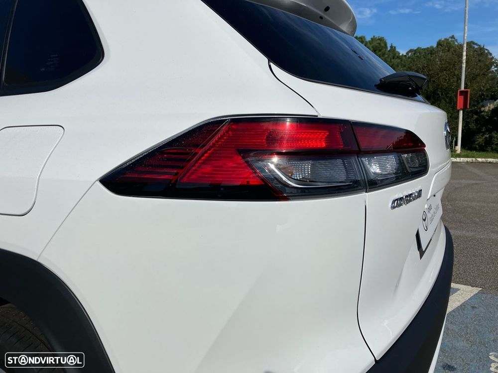 Toyota Corolla Cross 1.8 Hybrid Exclusive - 24