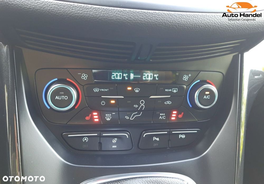 Ford Kuga 1.5 EcoBoost 2x4 ST-Line - 35