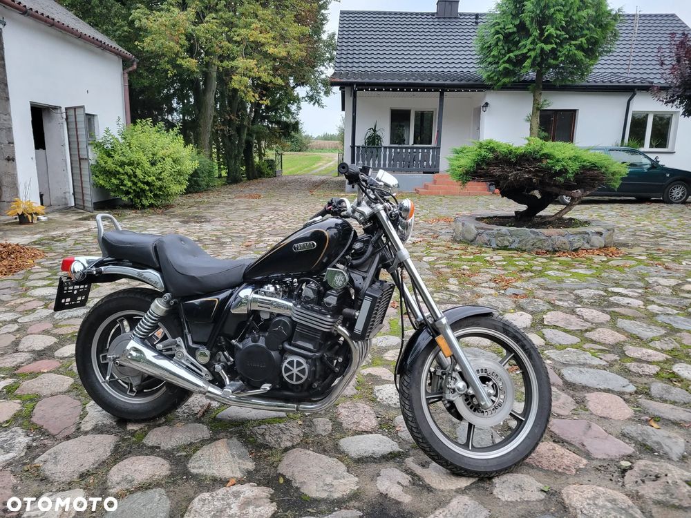 Yamaha Maxim - 2