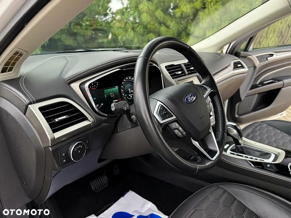 Ford Mondeo 2.0 TDCi Start-Stopp PowerShift-Aut Vignale - 28