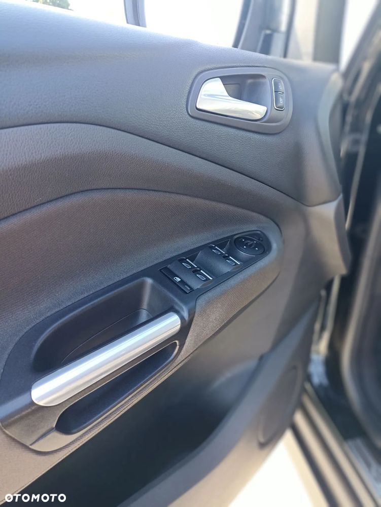 Ford C-MAX - 19