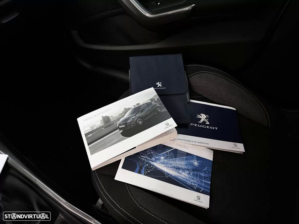 Peugeot 2008 1.2 PureTech Style - 31