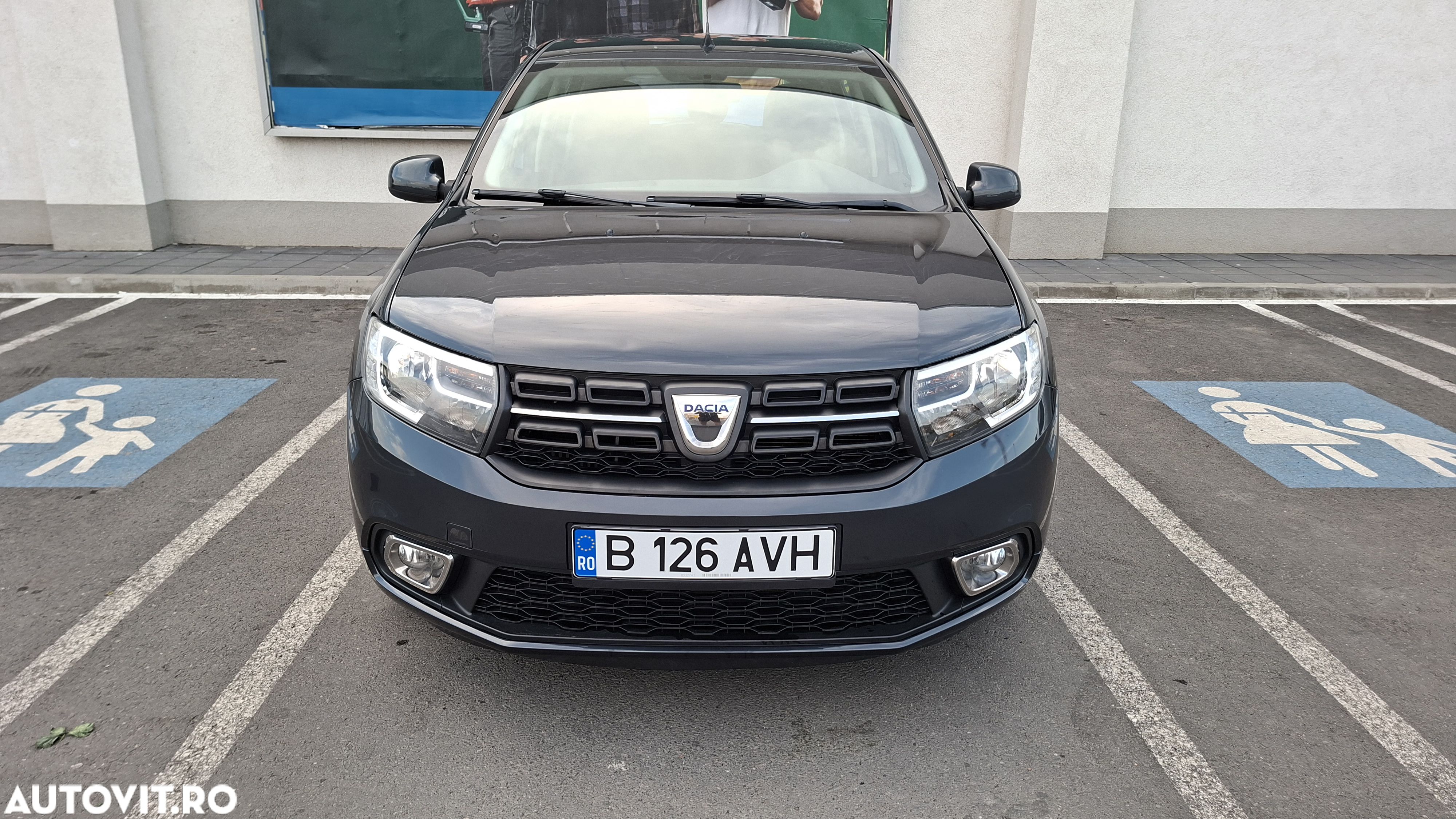 Dacia Sandero TCe 90 Laureate - 1