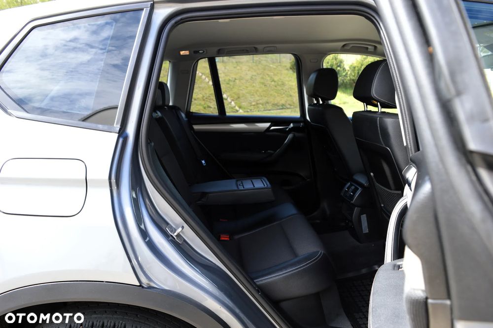 BMW X3 xDrive20d xLine - 12