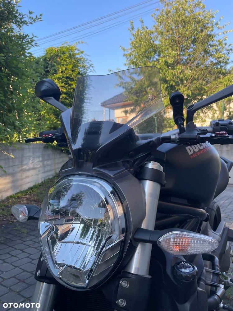 Ducati Monster - 10
