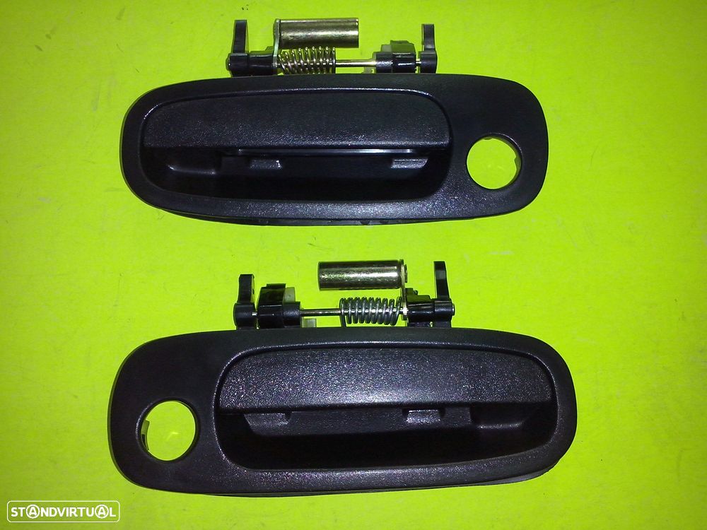 Puxadores de abrir a porta Toyota corolla E110 1997-2002 (novos) - 1