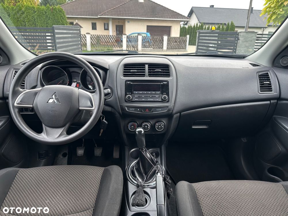 Mitsubishi ASX - 8