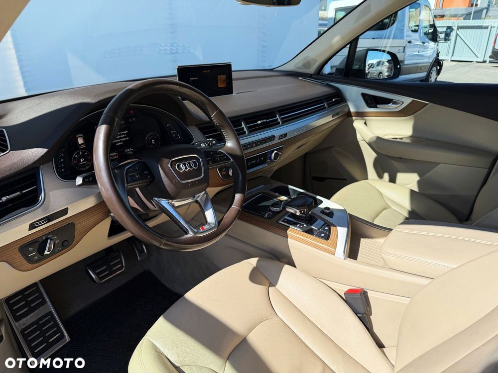 Audi Q7 3.0 TDI Quattro Tiptronic - 17