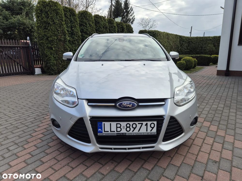 Ford Focus 1.6 TDCi DPF Champions Edition - 9