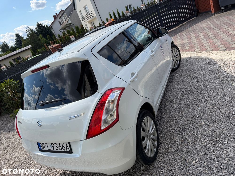 Suzuki Swift 1.3 DDiS GLX / Comfort - 6