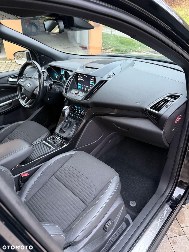 Ford Kuga 2.0 TDCi 4WD Titanium Plus - 30