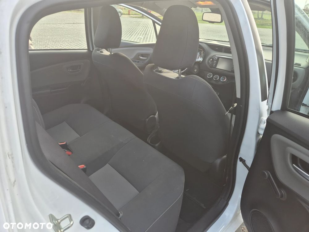 Toyota Yaris 1.0 Active - 8