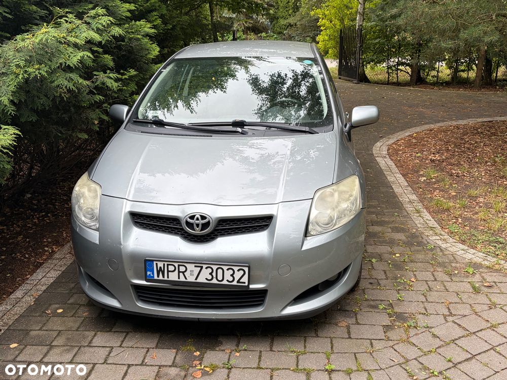 Toyota Auris - 2