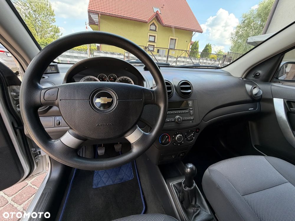 Chevrolet Aveo 1.2 LS - 18