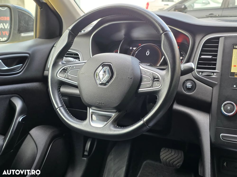 Renault Megane - 19
