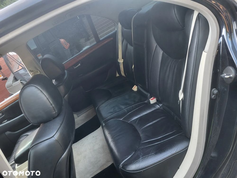 Lexus LS Prezydent - 23