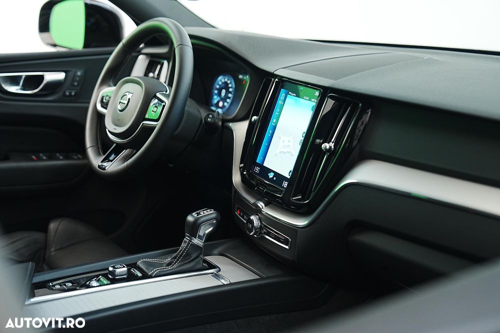 Volvo XC 60 D4 Geartronic RDesign - 14