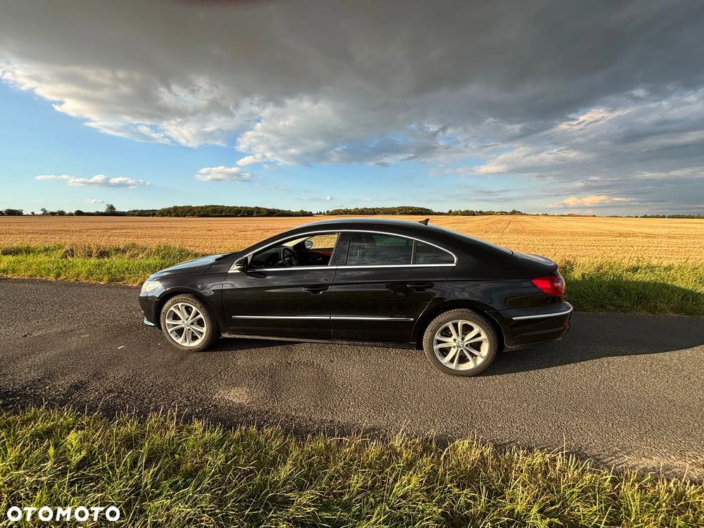Volkswagen Passat CC - 2