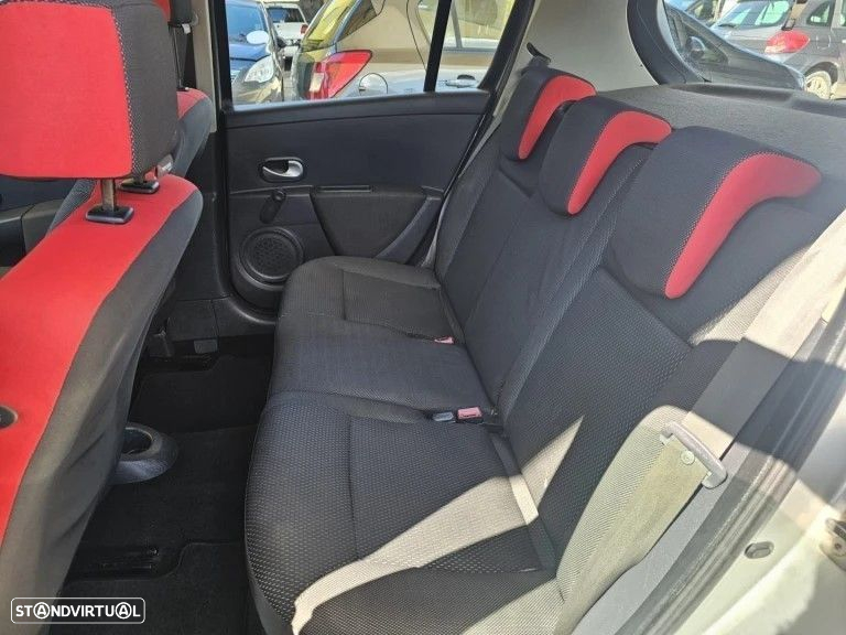 Renault Clio 1.2 16V Rip Curl - 10