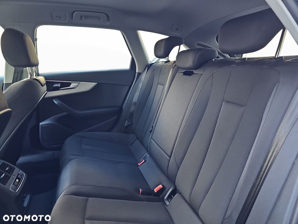 Audi A4 Avant - 31