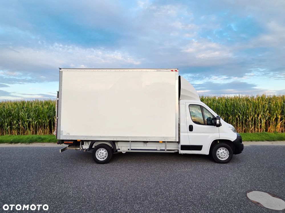 Fiat DUCATO 2.3 MultiJet 130 PS 2019 DHOLLANDIA 750 KG + UDT !! KONTENER MOŻLIWY  KREDYT LEASING - 9