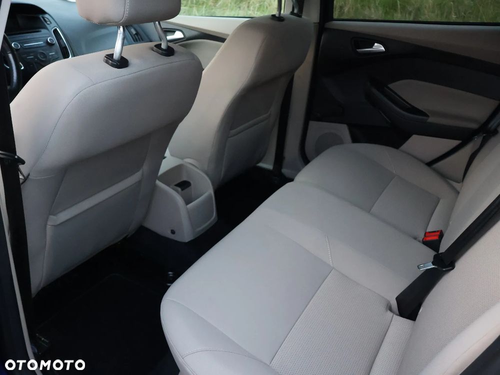 Ford Focus 1.0 EcoBoost Trend - 21